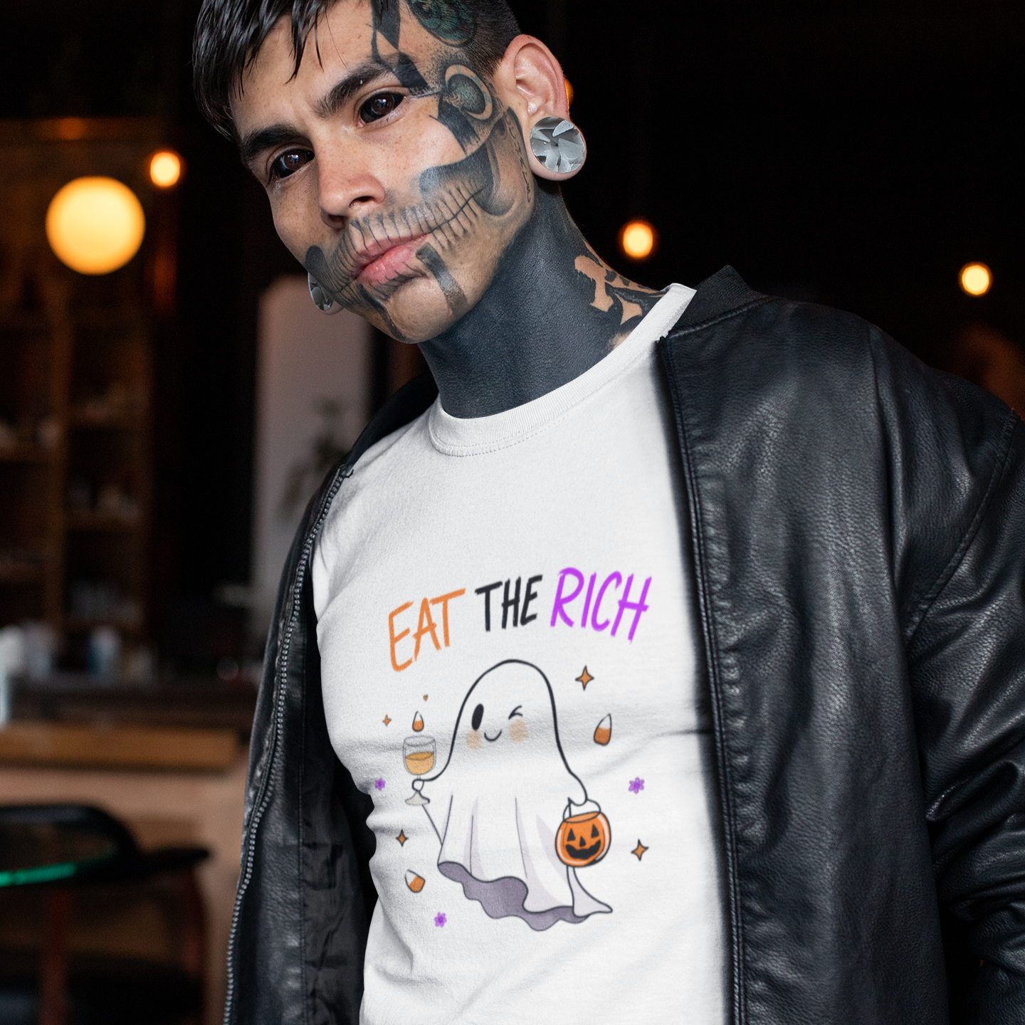 T-Shirt Cute Ghost “Eat the Rich” Halloween Anti-Capitalist T-Shirt