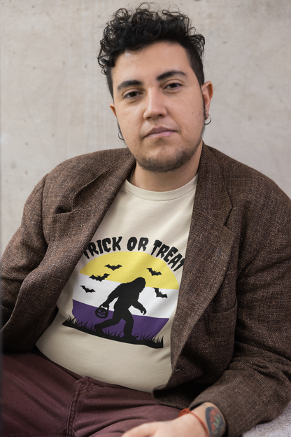 T-Shirt Trick or Treat Non-Binary Sasquatch Halloween Shirt
